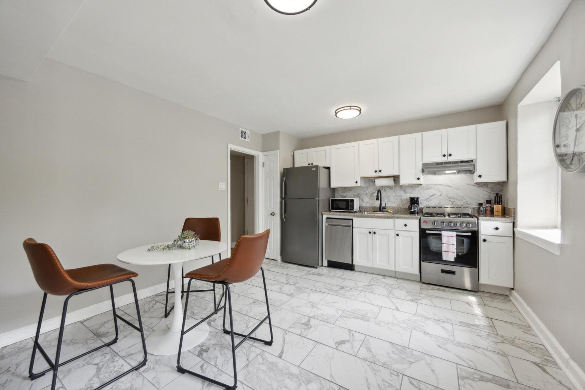 Apartment Wynnefield 1923-89, 2 Bd Garden Style *